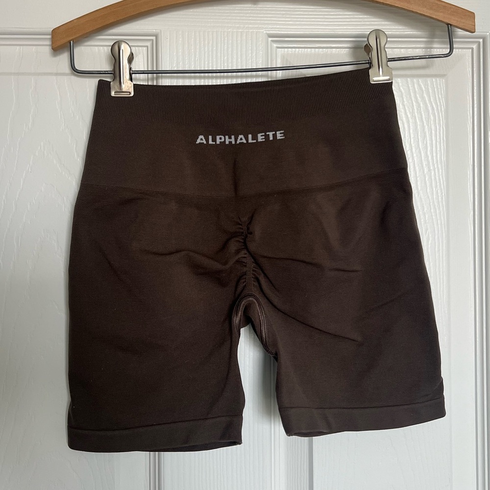 Brown Alphalete Amplify Workout Shorts